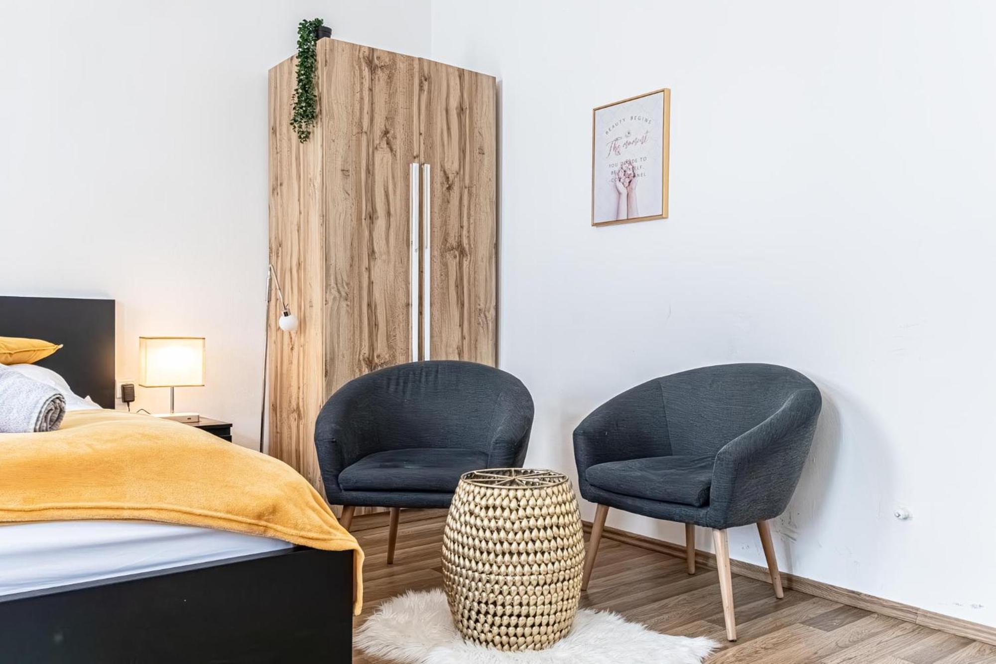 Explore Vienna: 1Br Retreat Near Westbahnhof Exterior foto